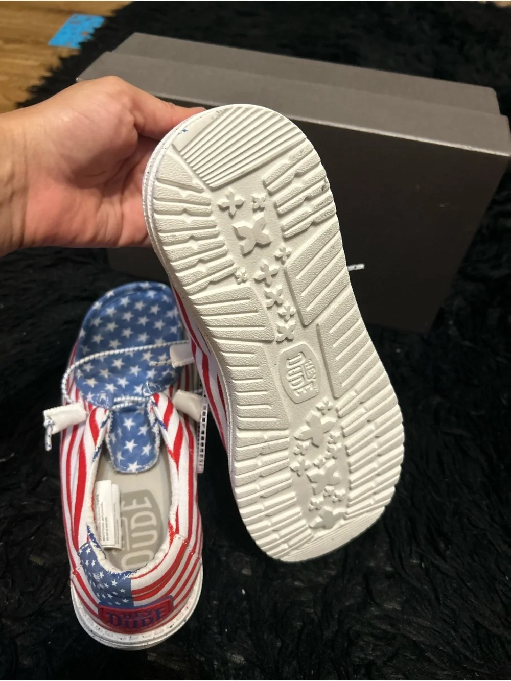 HEY DUDE American USA flag patriotic shoes sneakers men’s 9 new